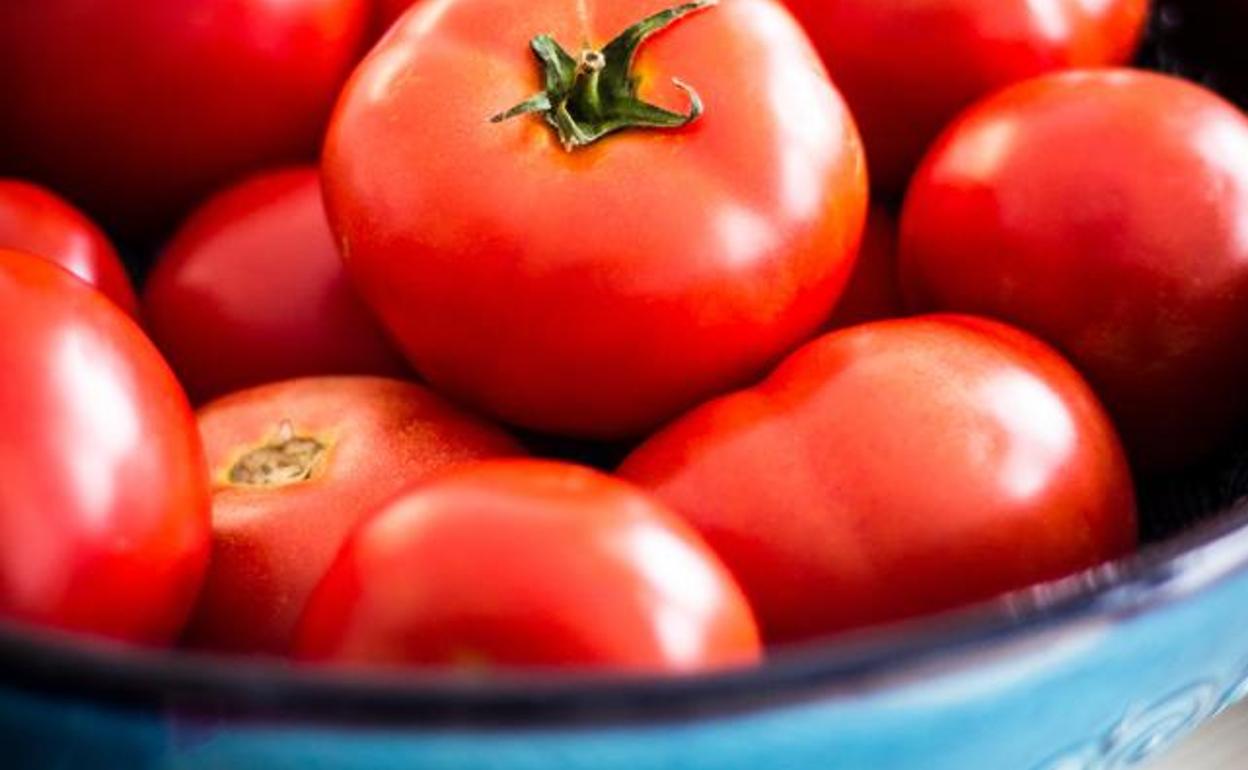 el jugo de tomate de arbol engorda